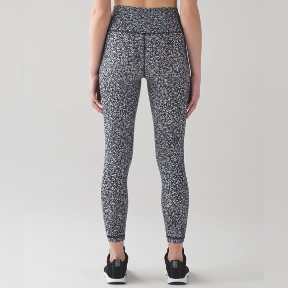 Lululemon Wunder Under Hi-Rise 7/8 Tight, Daisy Dust Alpine White Black, Size 10 - Picture 2 of 11